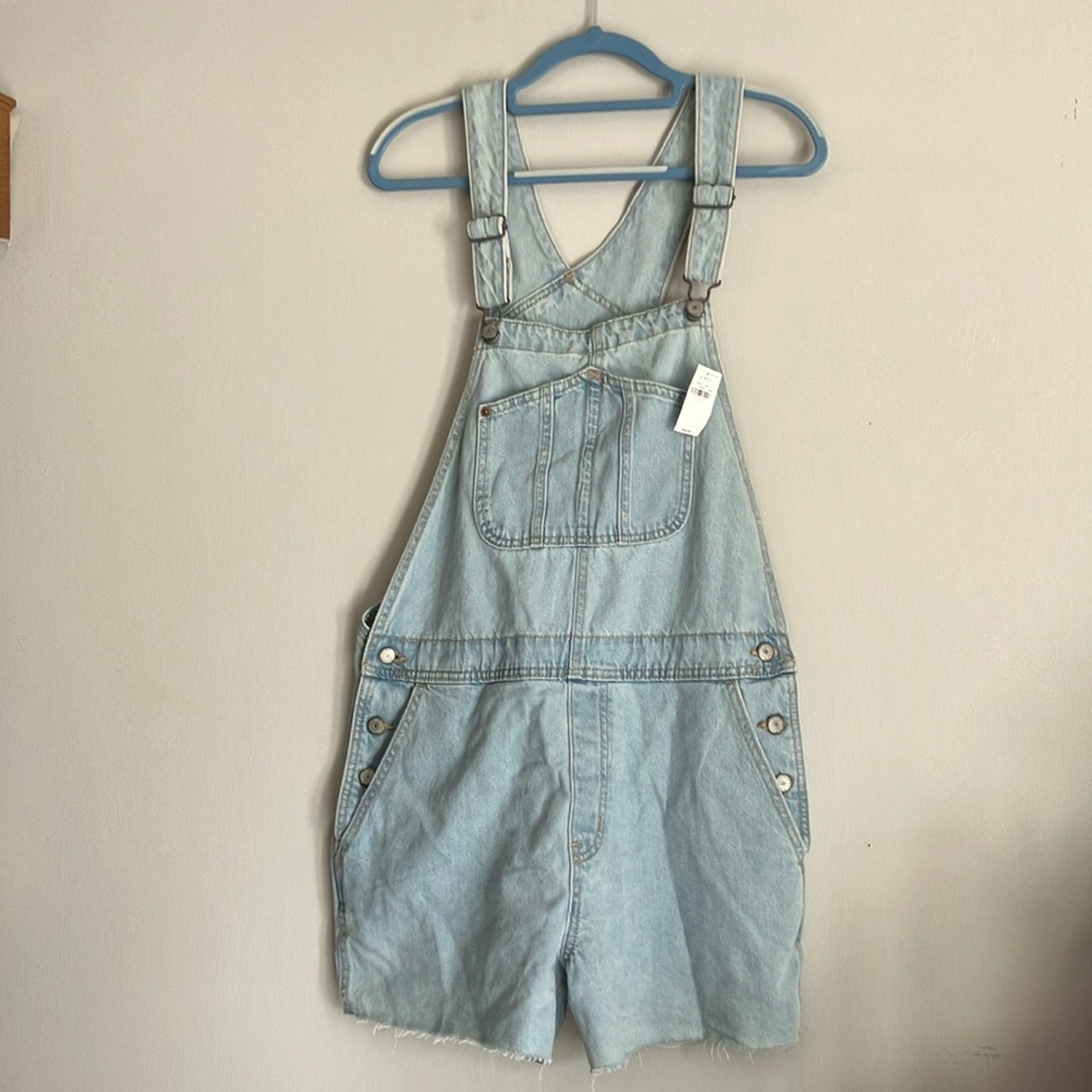 NWT L old navy short overalls